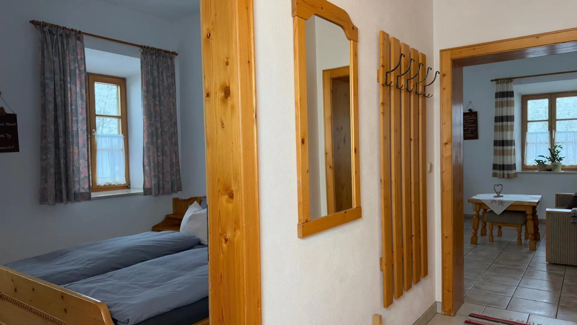 Gaestehaus Hausenbauer Reit im Winkl Apartman