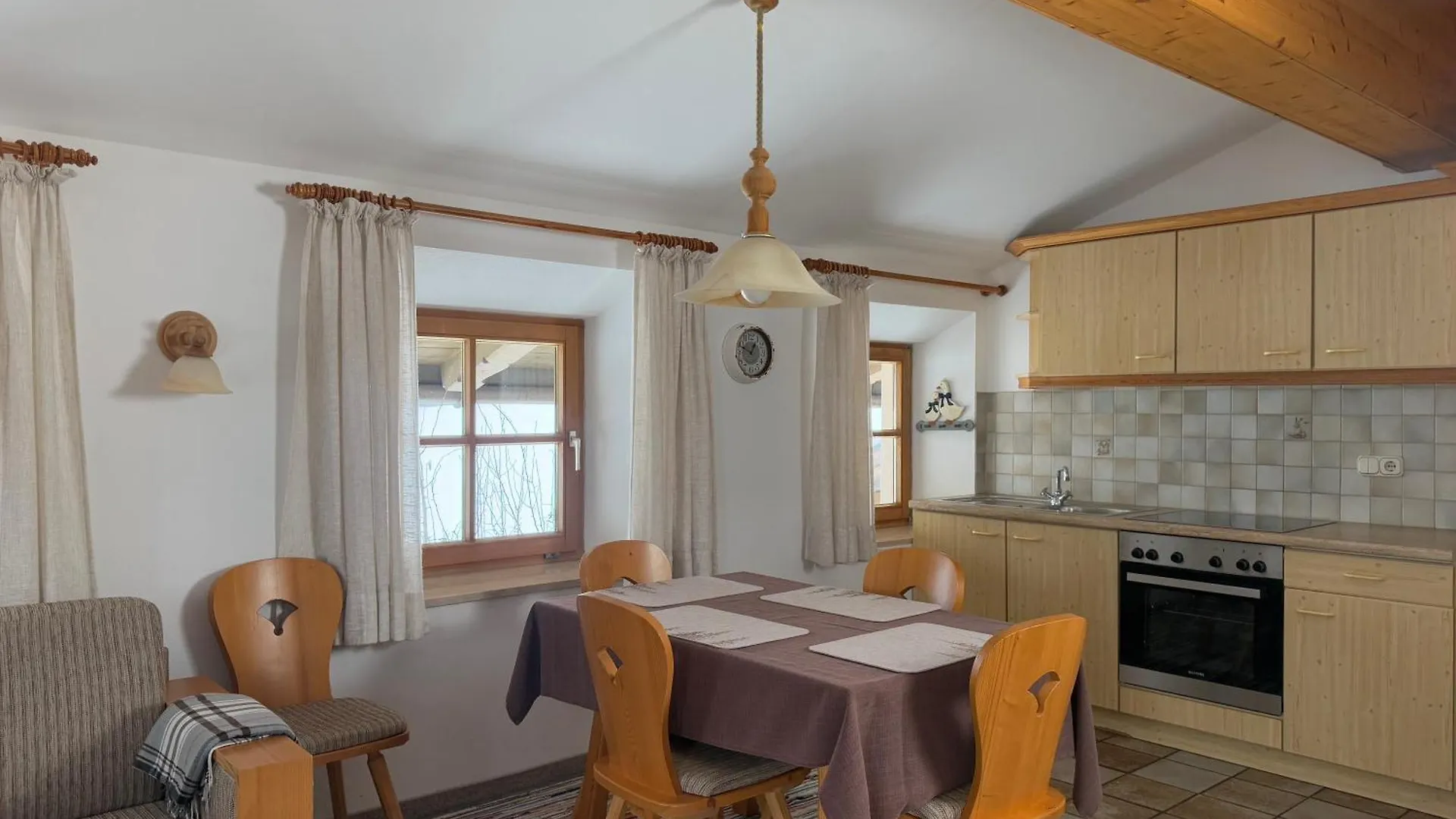 Apartment Gaestehaus Hausenbauer Reit im Winkl